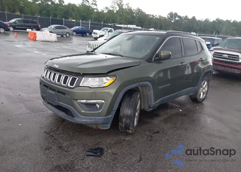 2018 Jeep Compass Latitude 4X4 from USA, damaged, VIN 3C4NJDBB2JT315024